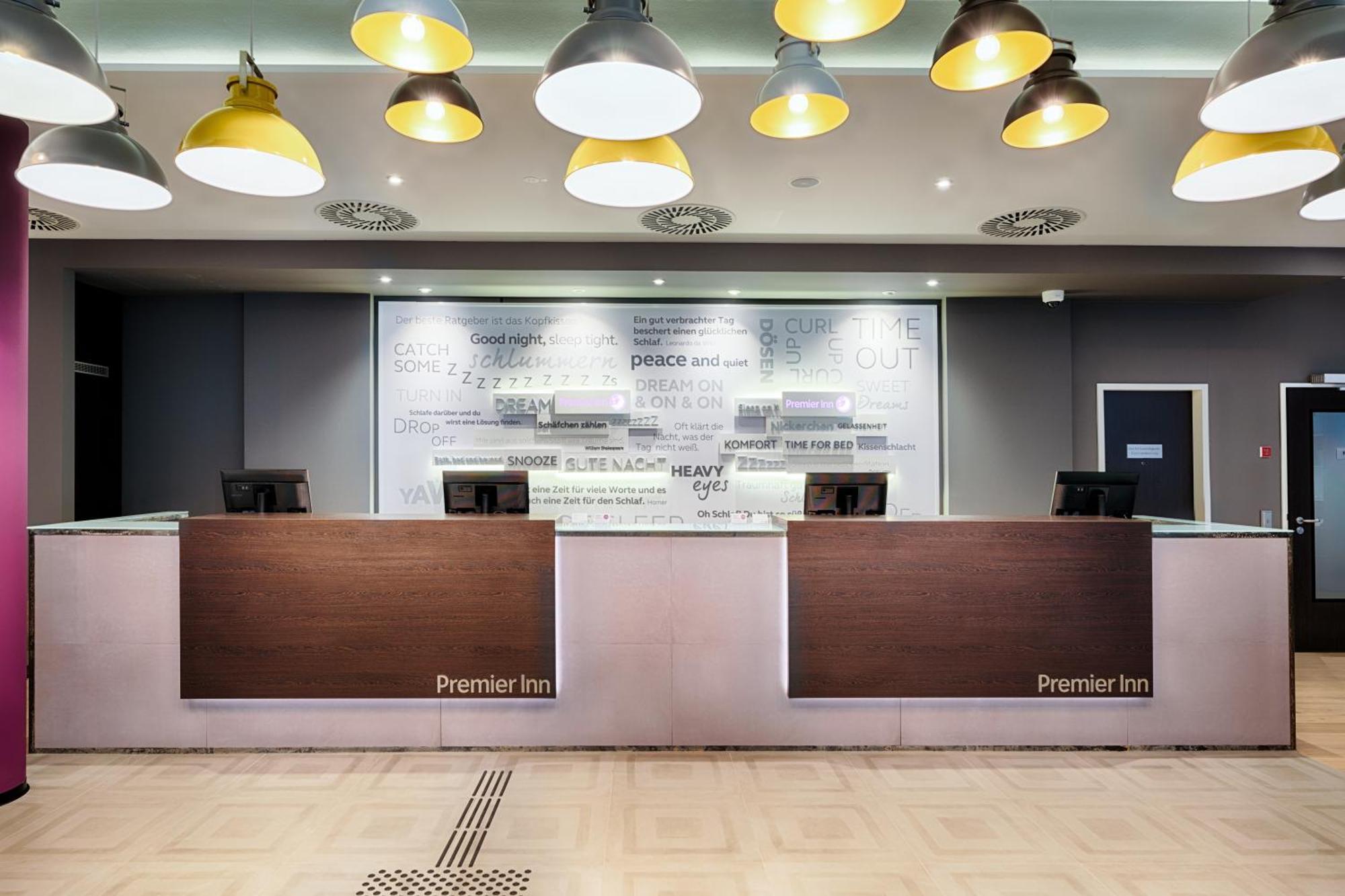 Premier Inn Duesseldorf City Friedrichstadt المظهر الخارجي الصورة